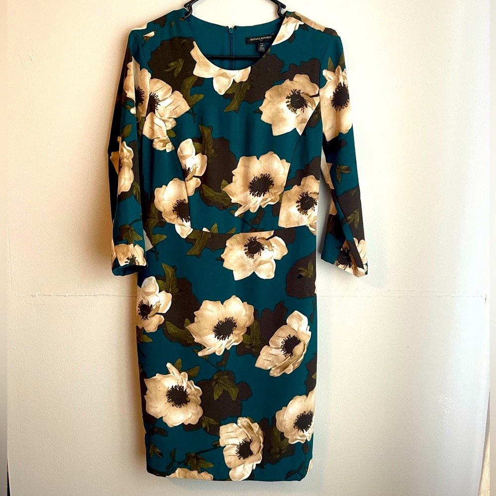 Banana Republic floral print sheath dress 6P